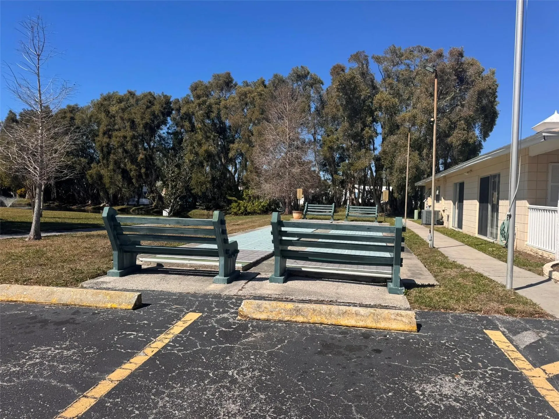 843 Cambridge Court Dunedin FL 34698