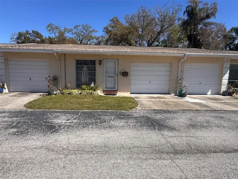 843 Cambridge Court Dunedin FL 34698