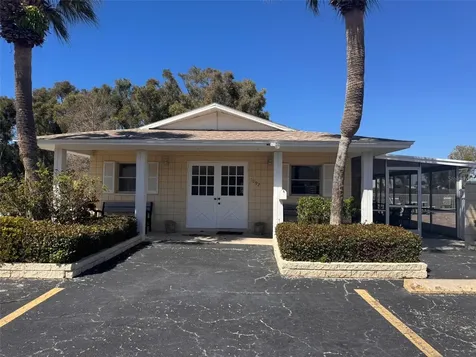 843 Cambridge Court Dunedin FL 34698