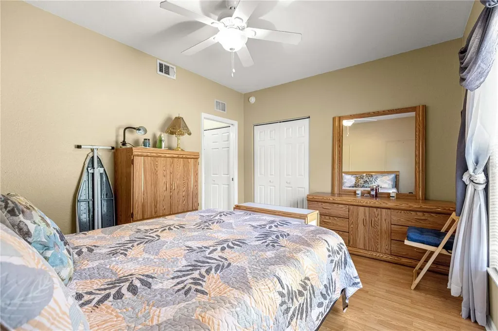 5392 Admiral Way Oxford FL 34484