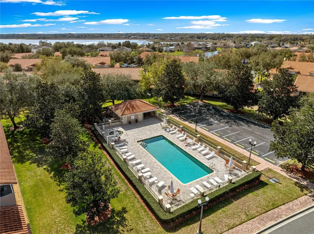 5392 Admiral Way Oxford FL 34484