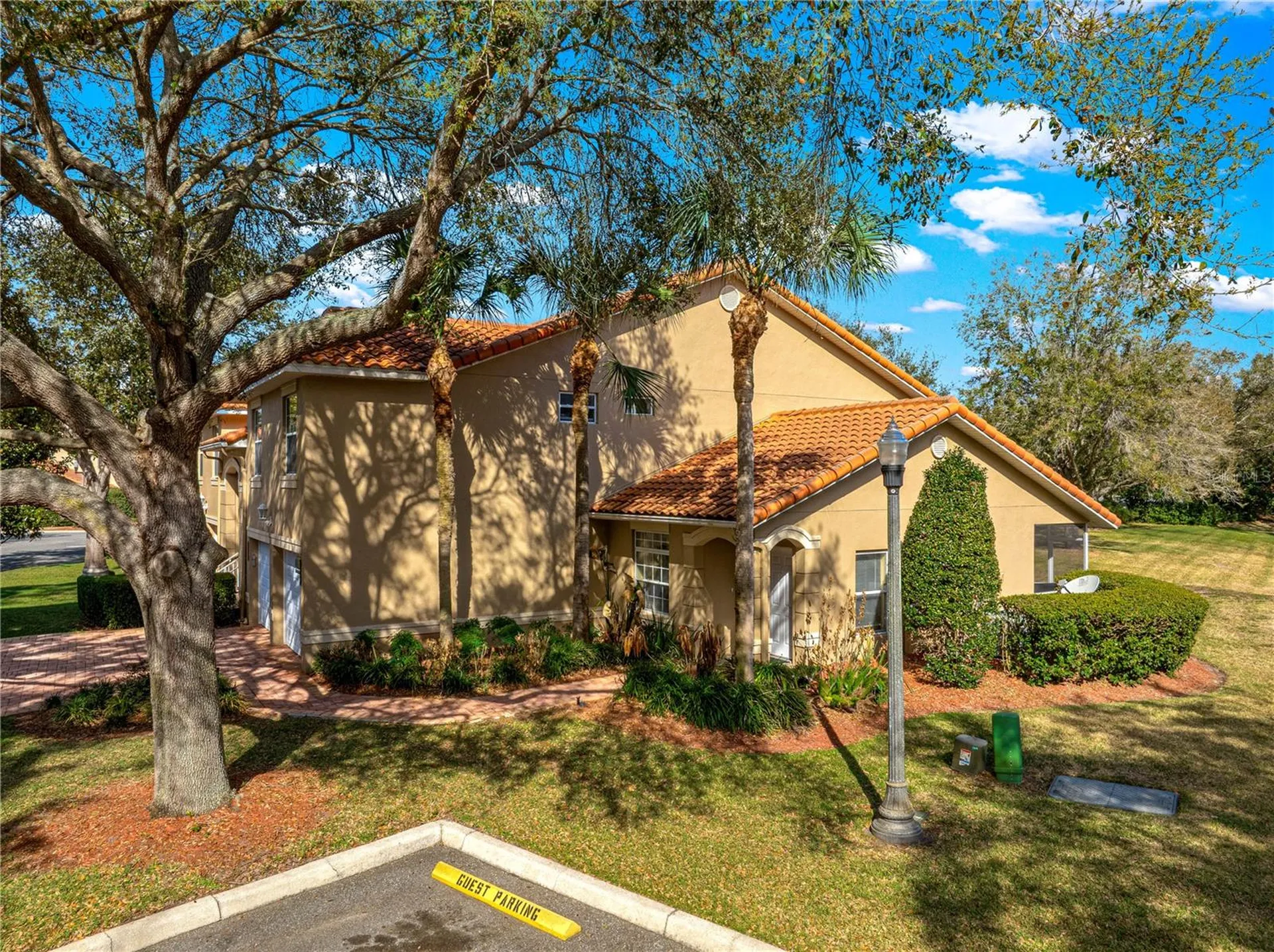 5392 Admiral Way Oxford FL 34484