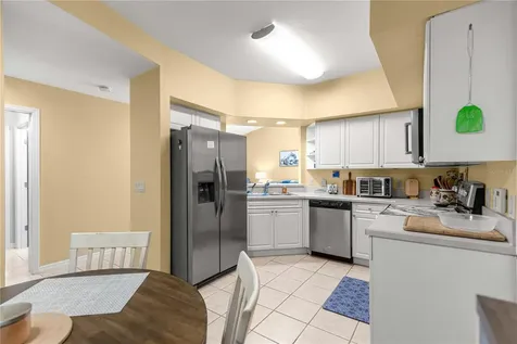 5392 Admiral Way Oxford FL 34484