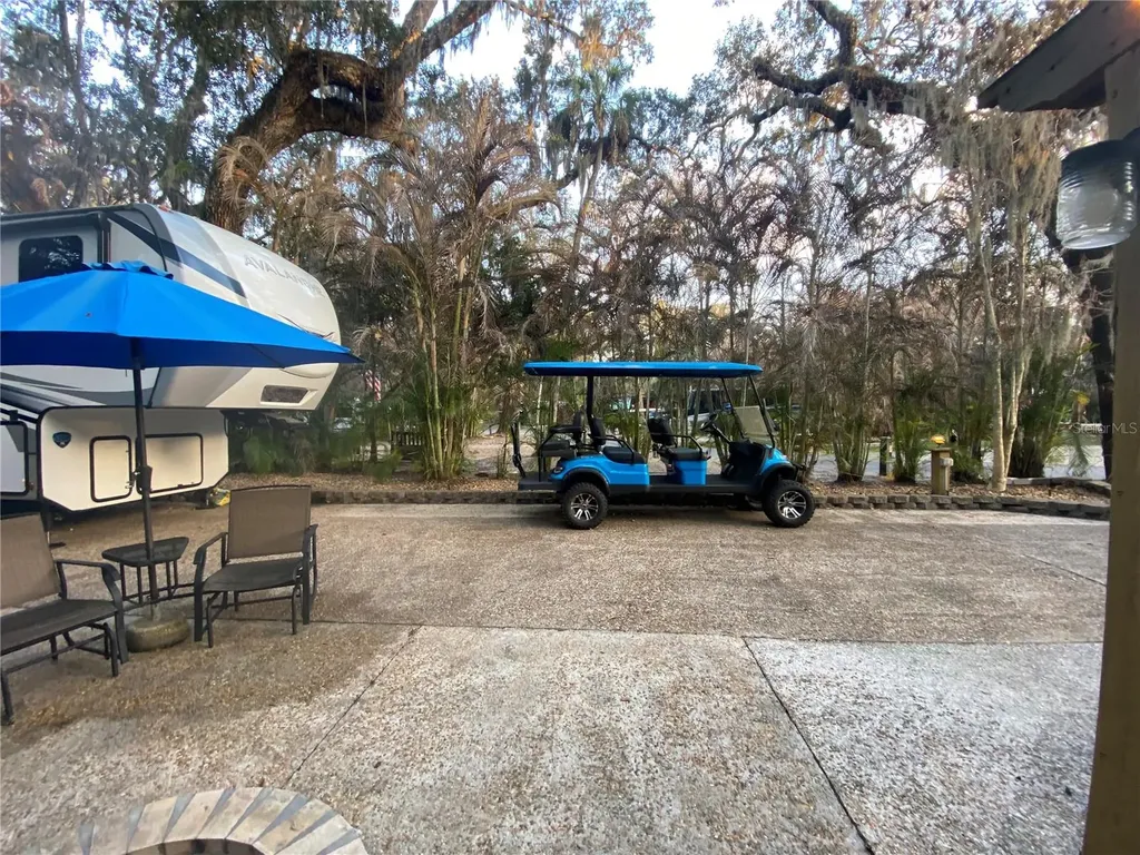 313 Gator Alley Lake Wales FL 33898