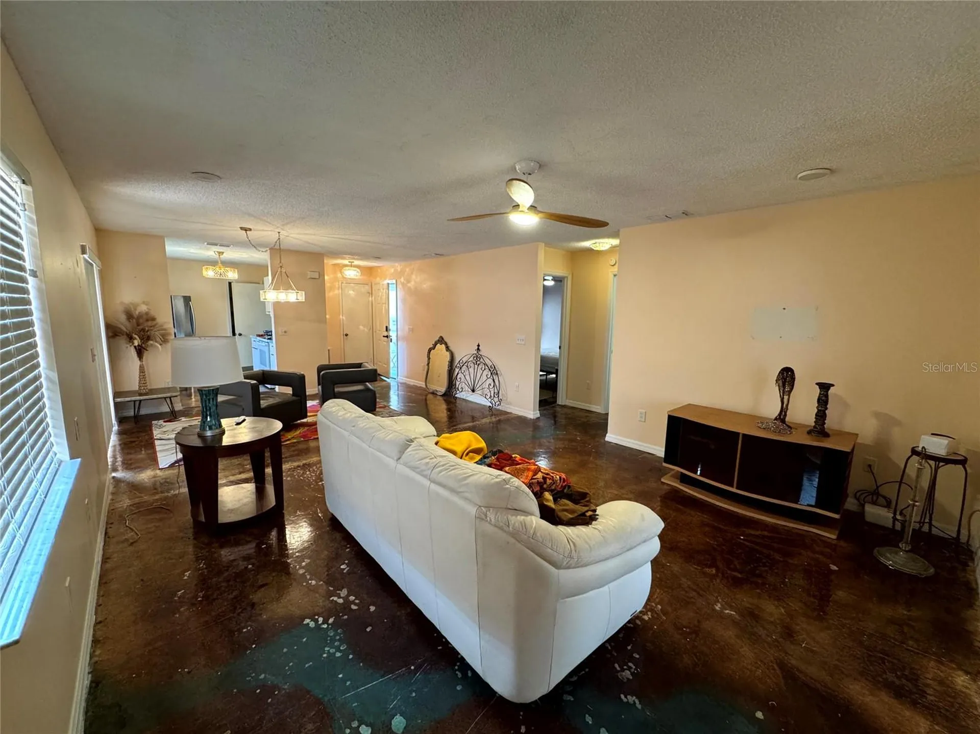 413 Calzada Court Lady Lake FL 32159
