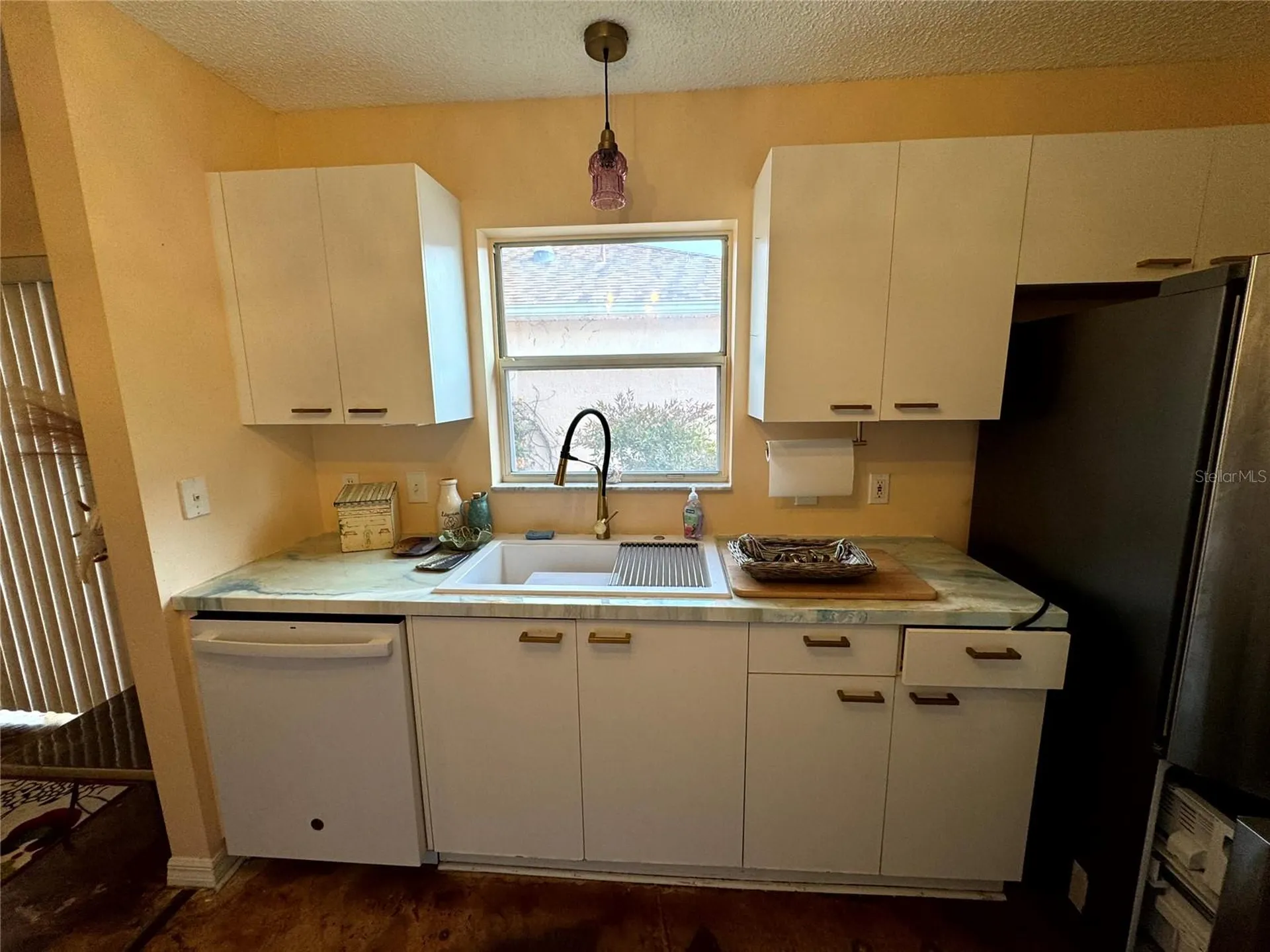 413 Calzada Court Lady Lake FL 32159