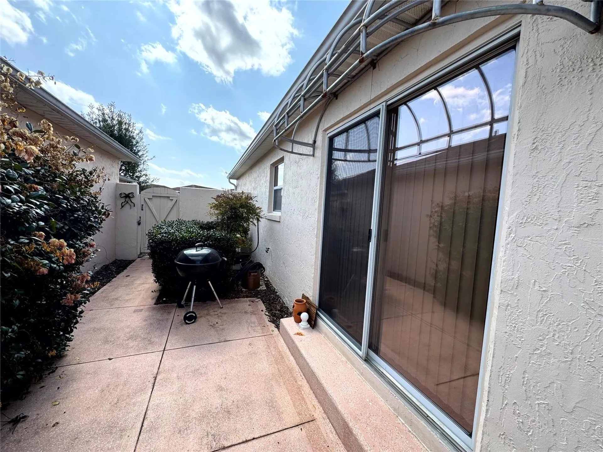 413 Calzada Court Lady Lake FL 32159