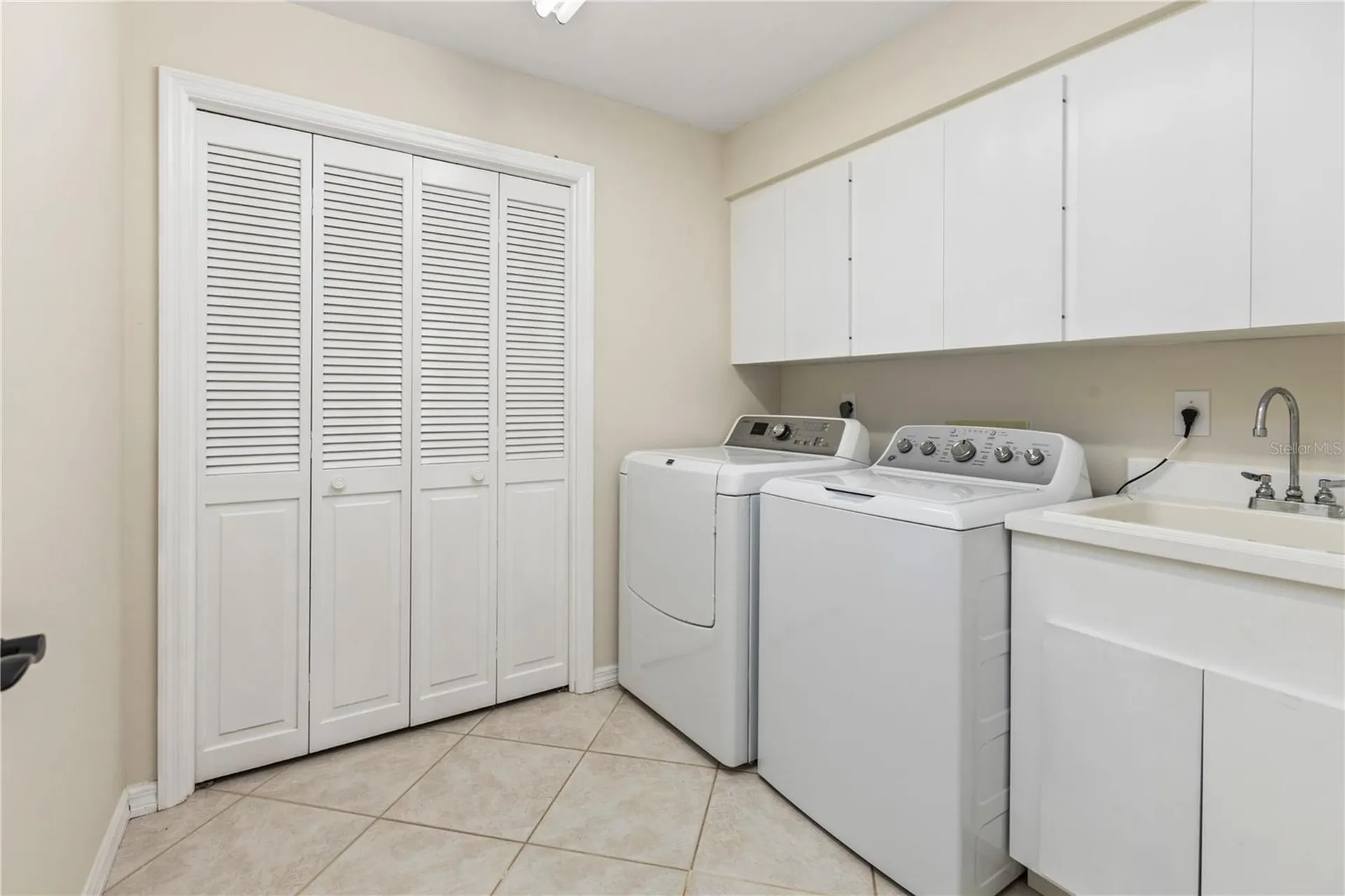 4714 Elder Berry Drive Sarasota FL 34241