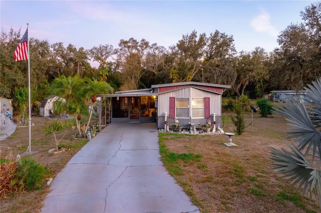 1381 SE Lake Road Arcadia FL 34266