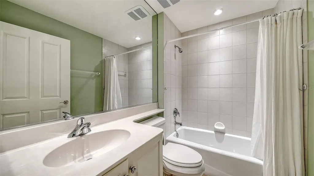 5235 Parisienne Place Sarasota FL 34238