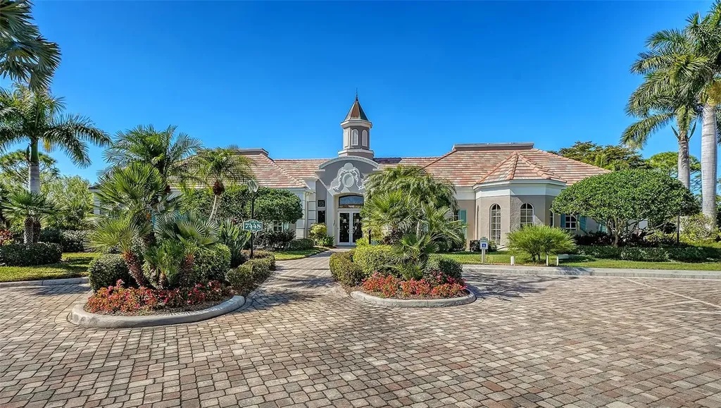 5235 Parisienne Place Sarasota FL 34238