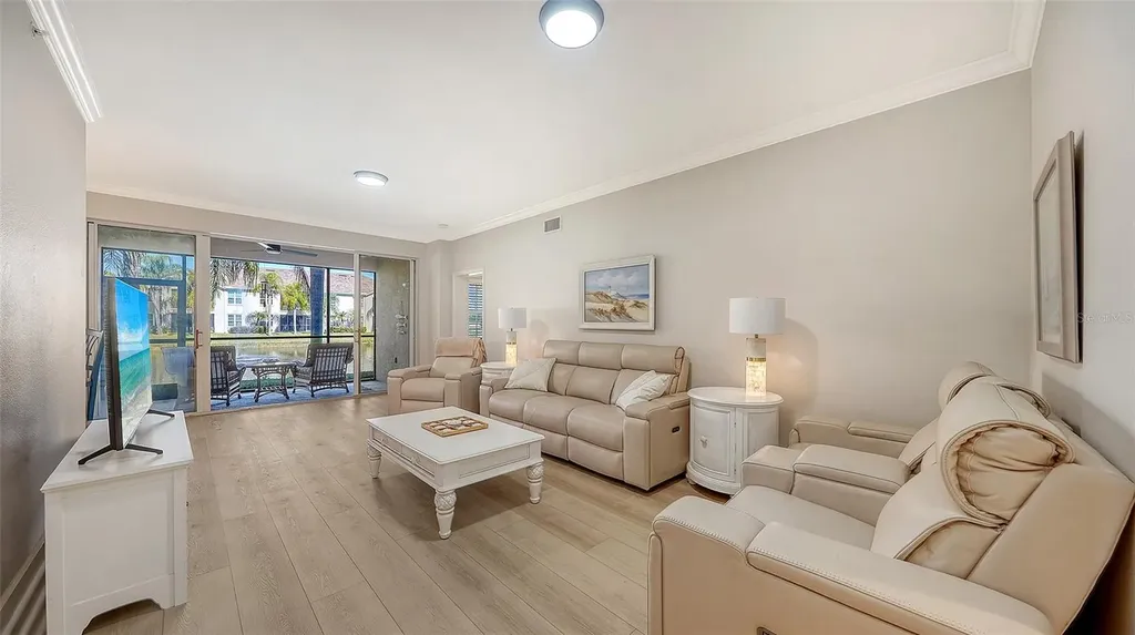 5235 Parisienne Place Sarasota FL 34238
