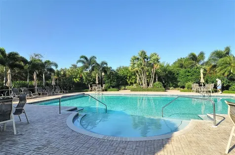 5235 Parisienne Place Sarasota FL 34238
