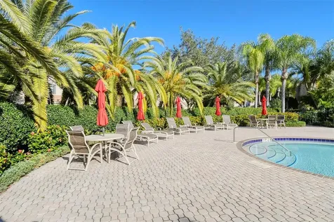 5235 Parisienne Place Sarasota FL 34238