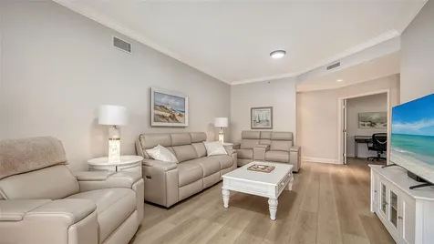 5235 Parisienne Place Sarasota FL 34238