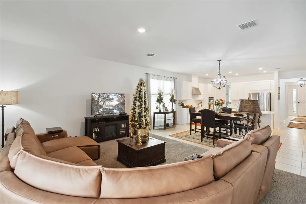 1880 Goblet Cove Street Kissimmee FL 34746