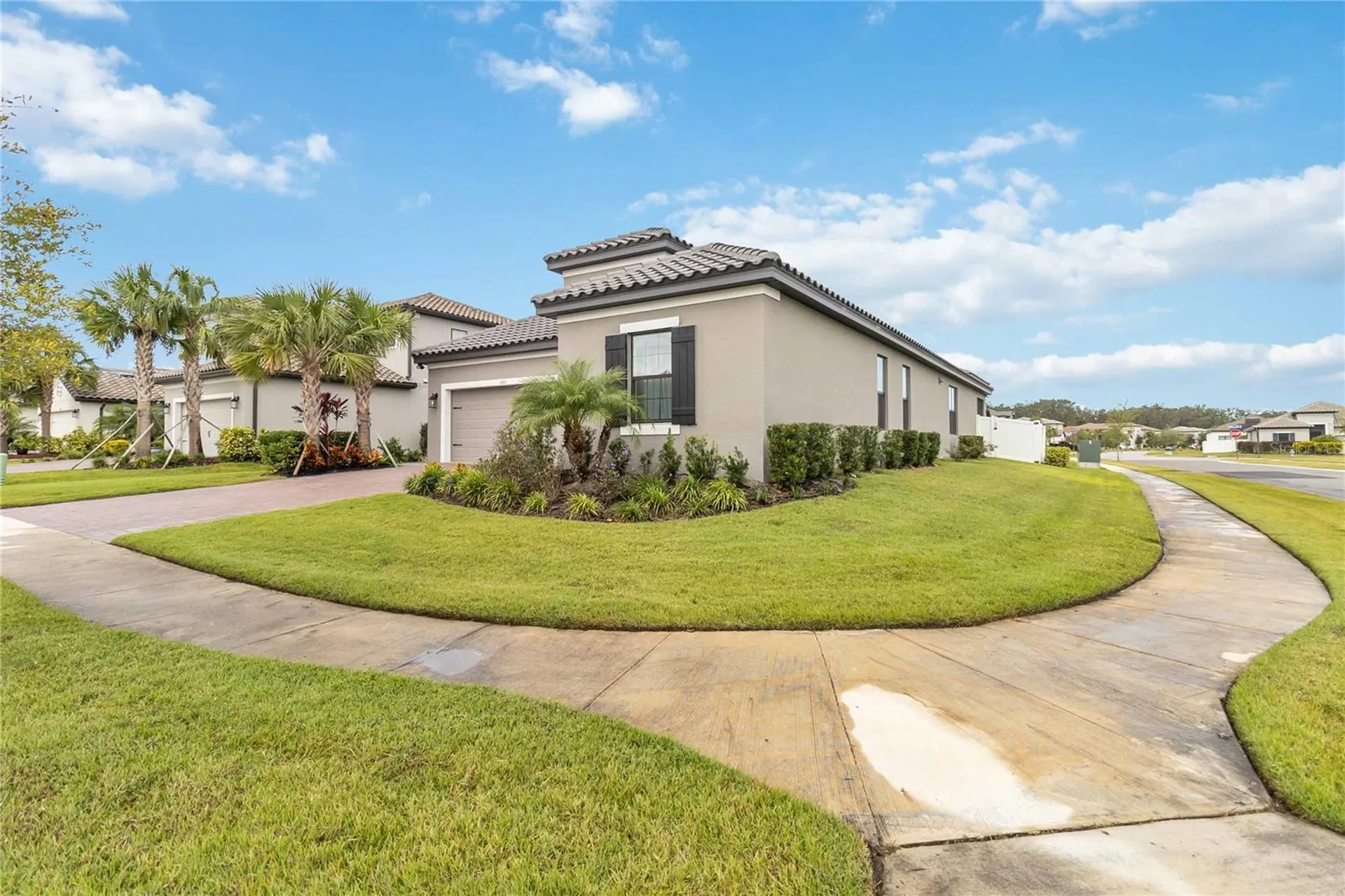 1880 Goblet Cove Street Kissimmee FL 34746