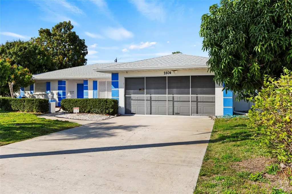 2804 W 27th Avenue Drive Bradenton FL 34205