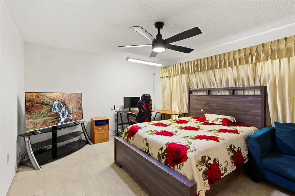 2804 W 27th Avenue Drive Bradenton FL 34205