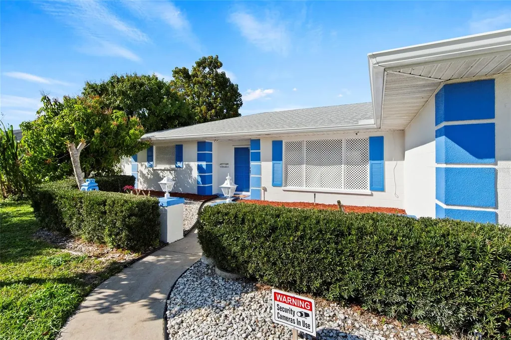 2804 W 27th Avenue Drive Bradenton FL 34205