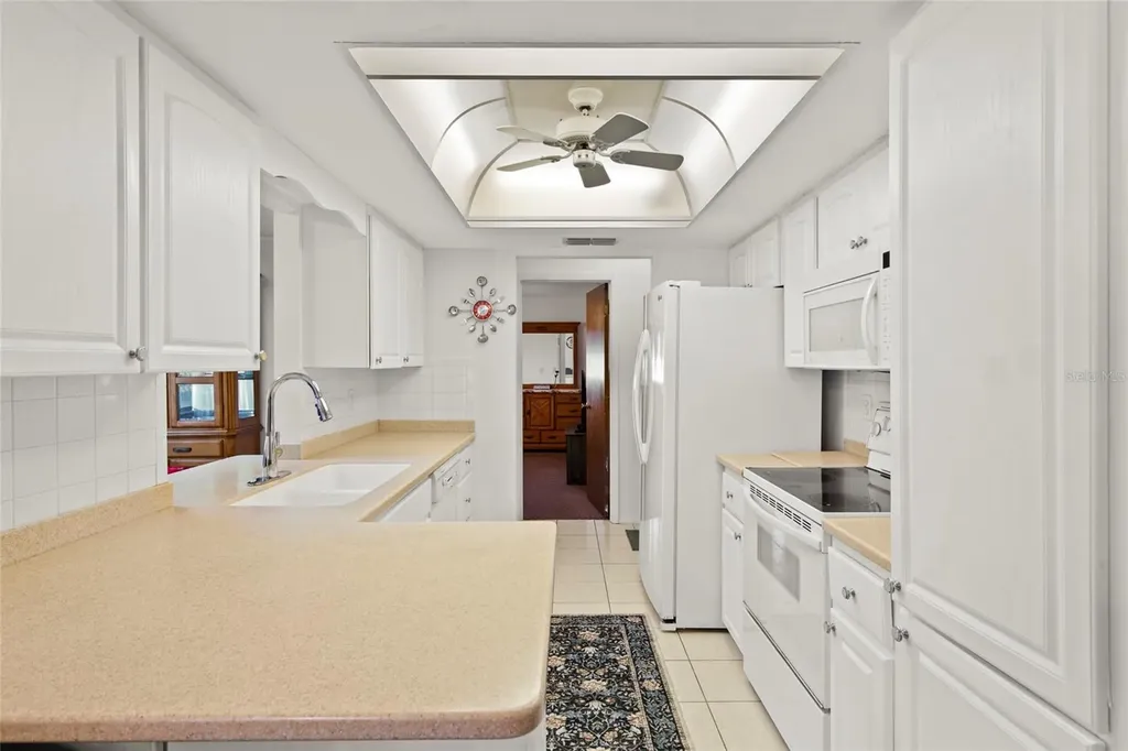 2804 W 27th Avenue Drive Bradenton FL 34205
