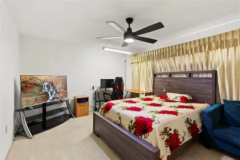 2804 W 27th Avenue Drive Bradenton FL 34205