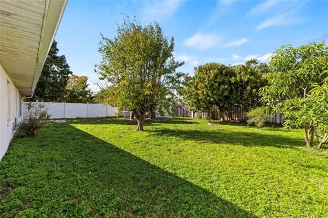 2804 W 27th Avenue Drive Bradenton FL 34205