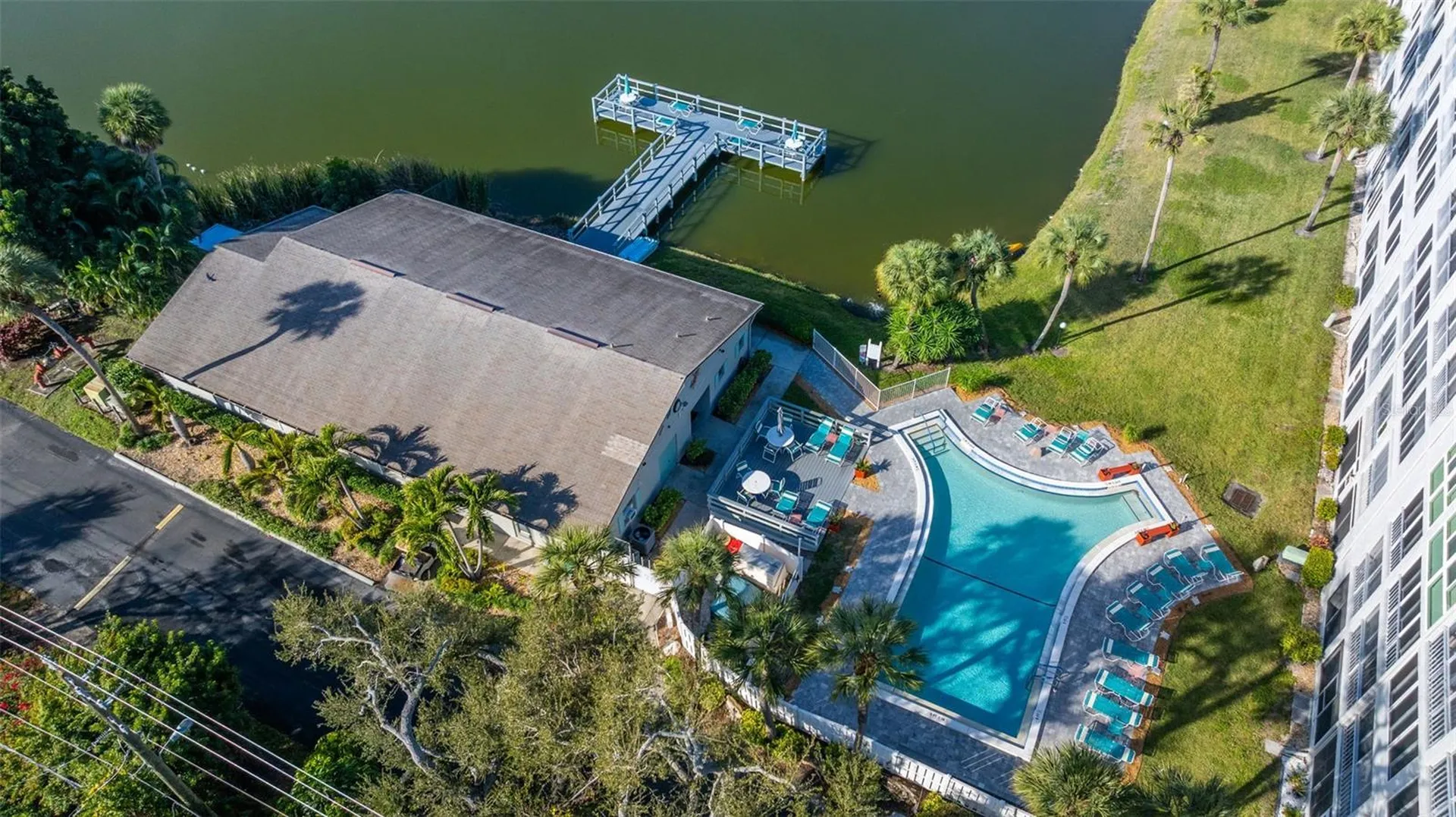 3408 Lake Bayshore Drive Bradenton FL 34205