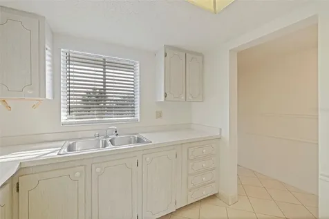 3408 Lake Bayshore Drive Bradenton FL 34205
