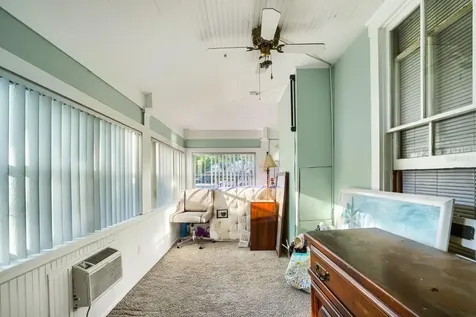 2523 10th Avenue W Bradenton FL 34205