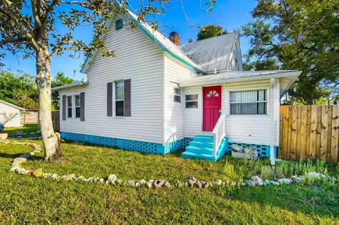 2523 10th Avenue W Bradenton FL 34205