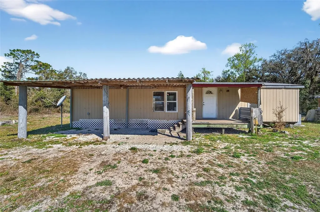 35238 Manuel Street Webster FL 33597