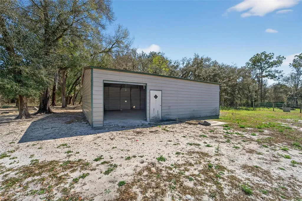 35238 Manuel Street Webster FL 33597