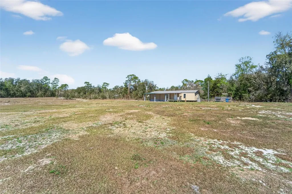 35238 Manuel Street Webster FL 33597