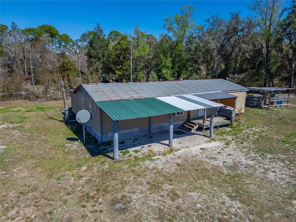 35238 Manuel Street Webster FL 33597