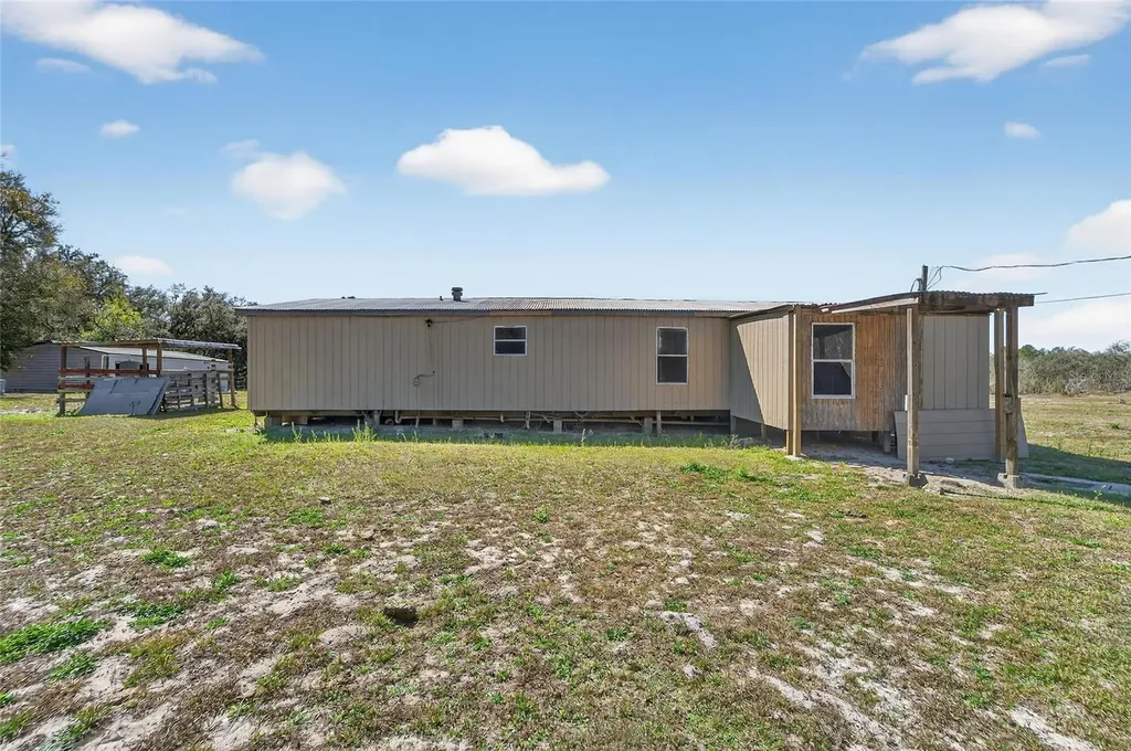 35238 Manuel Street Webster FL 33597