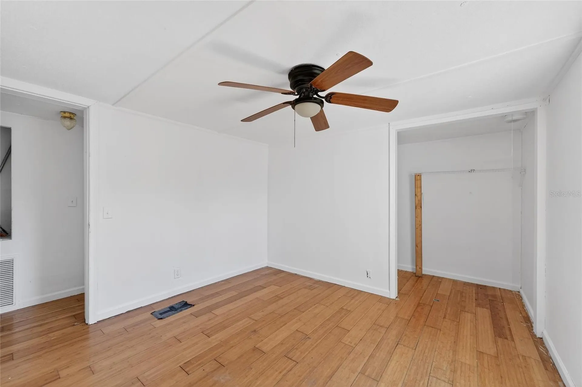 35238 Manuel Street Webster FL 33597
