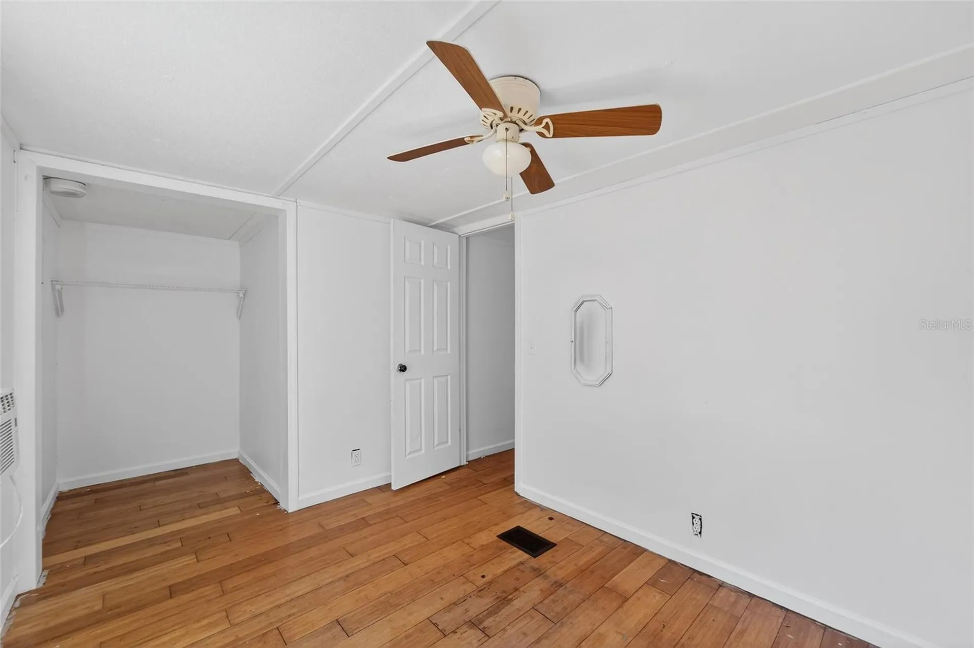 35238 Manuel Street Webster FL 33597