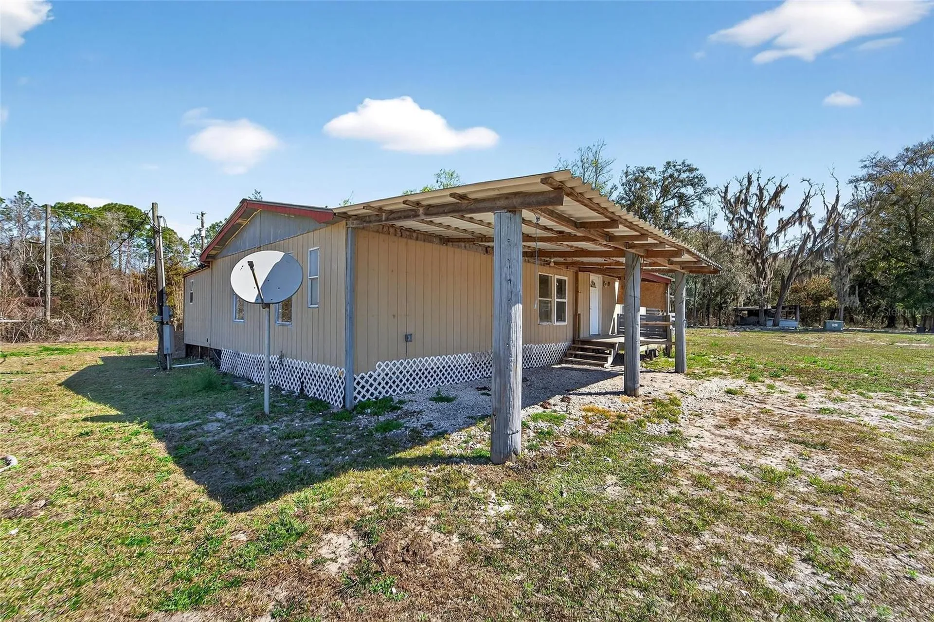 35238 Manuel Street Webster FL 33597
