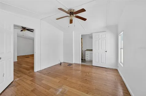 35238 Manuel Street Webster FL 33597