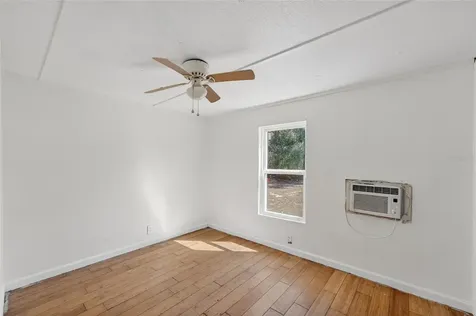 35238 Manuel Street Webster FL 33597
