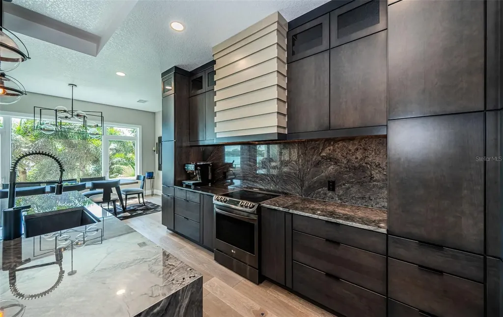 7822 Causeway Boulevard S St Petersburg FL 33707