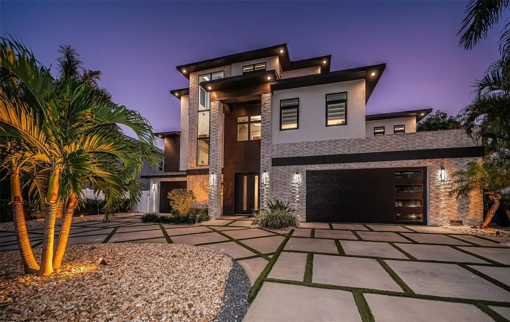 7822 Causeway Boulevard S St Petersburg FL 33707