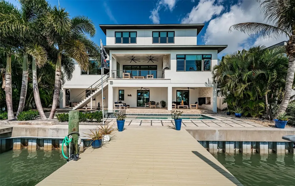 7822 Causeway Boulevard S St Petersburg FL 33707