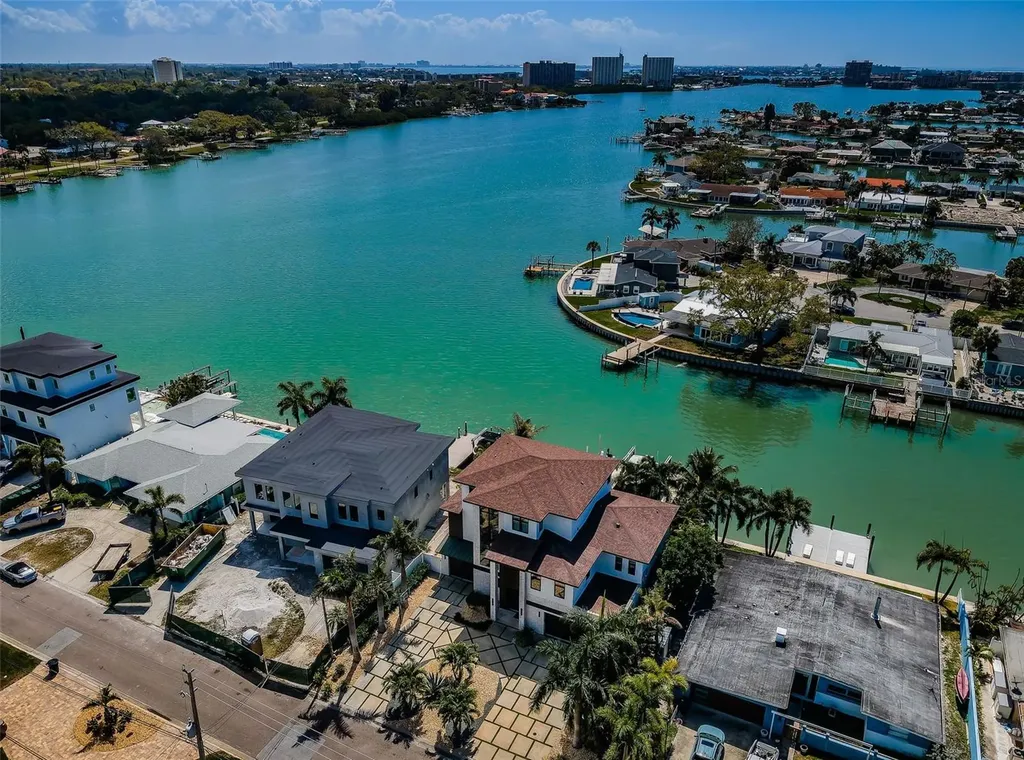 7822 Causeway Boulevard S St Petersburg FL 33707
