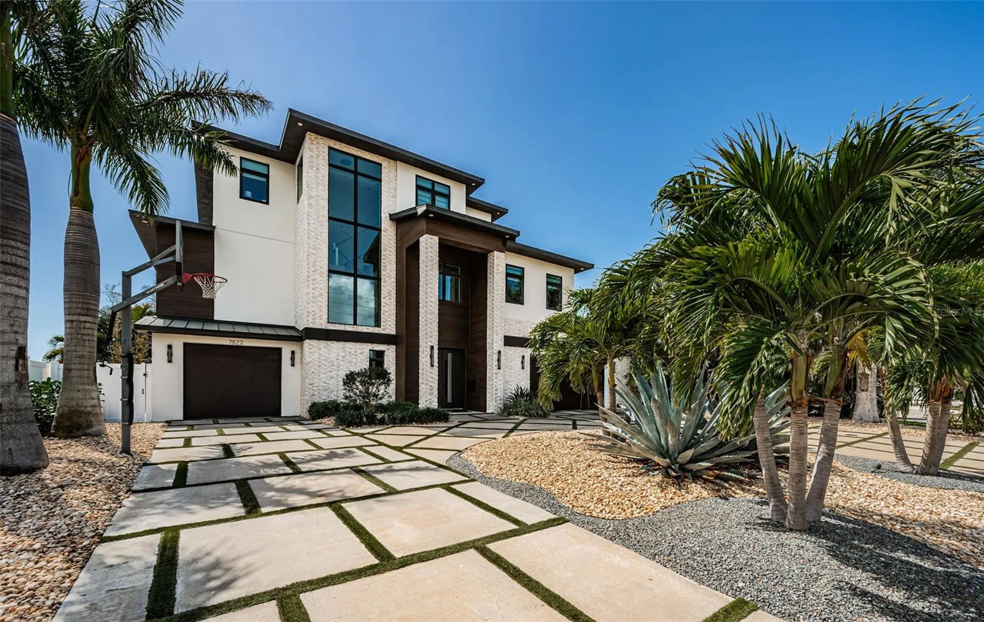 7822 Causeway Boulevard S St Petersburg FL 33707