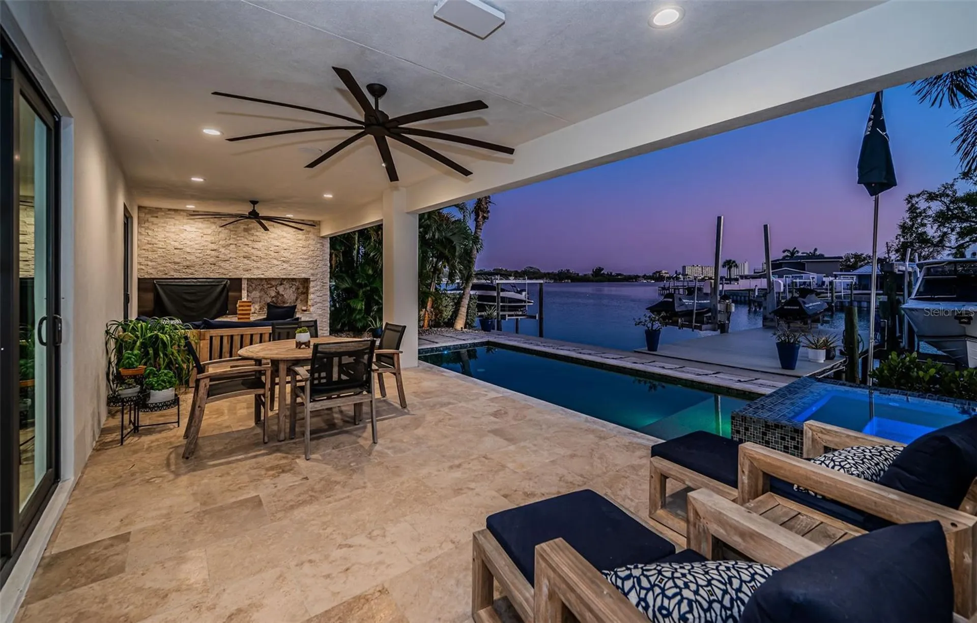 7822 Causeway Boulevard S St Petersburg FL 33707