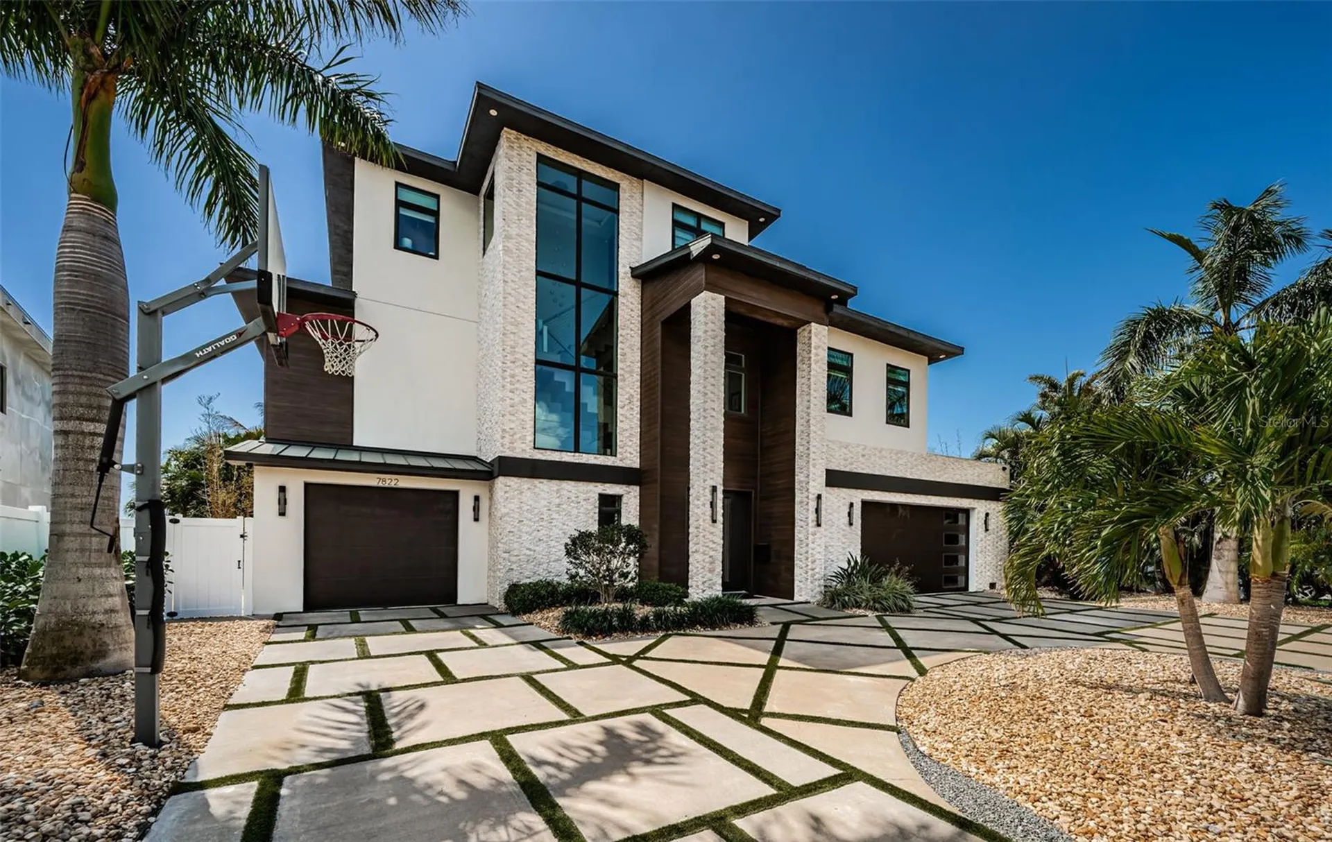 7822 Causeway Boulevard S St Petersburg FL 33707