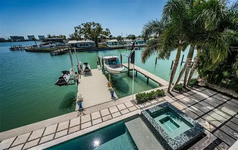 7822 Causeway Boulevard S St Petersburg FL 33707