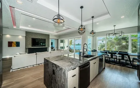7822 Causeway Boulevard S St Petersburg FL 33707
